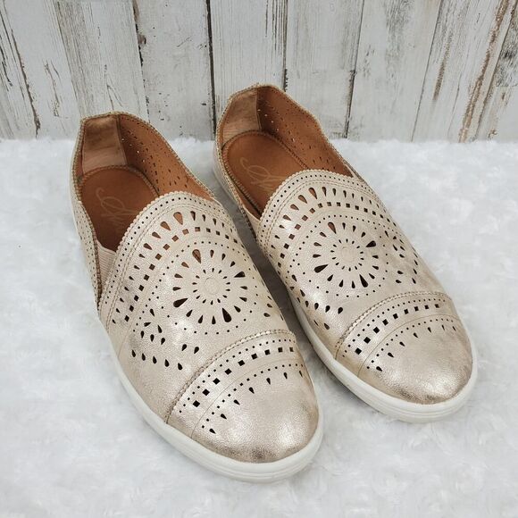 American Rag Ashanne Slip On Flats Metallic Size 9.5 - Picture 1 of 9